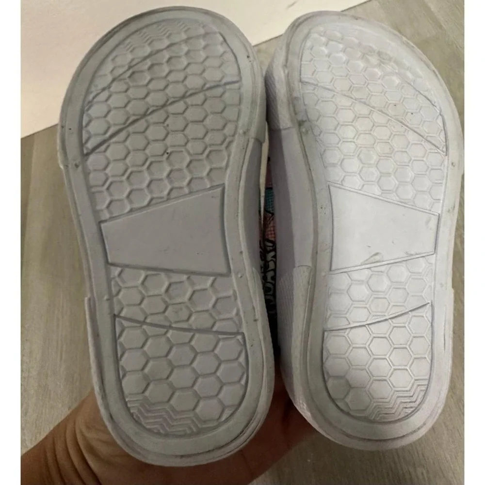 Disney every 29 heel
